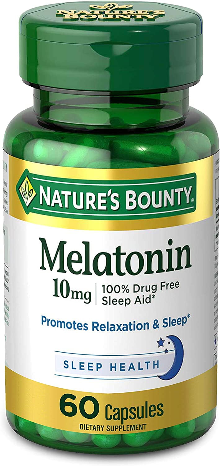 Nature's Bounty Melatonin 10 mg sobre fondo blanco